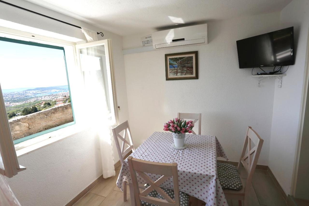 Holiday Home Miklica Klis Exterior photo